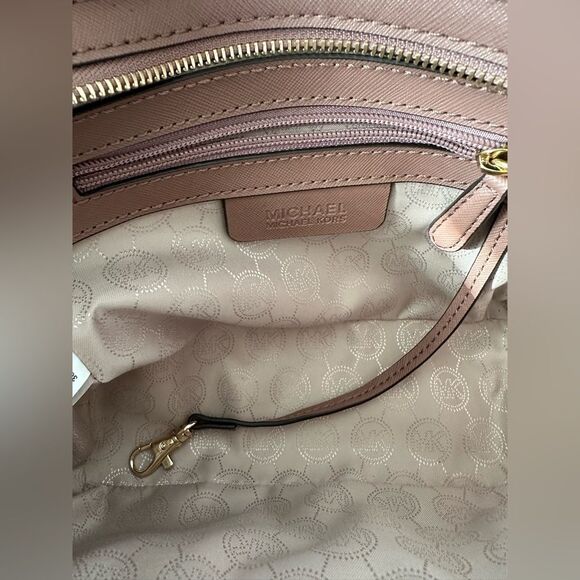 NWOT **Michael Kors Medium Stud Selma Messenger Cross Body Dusty Rose - Picture 9 of 10